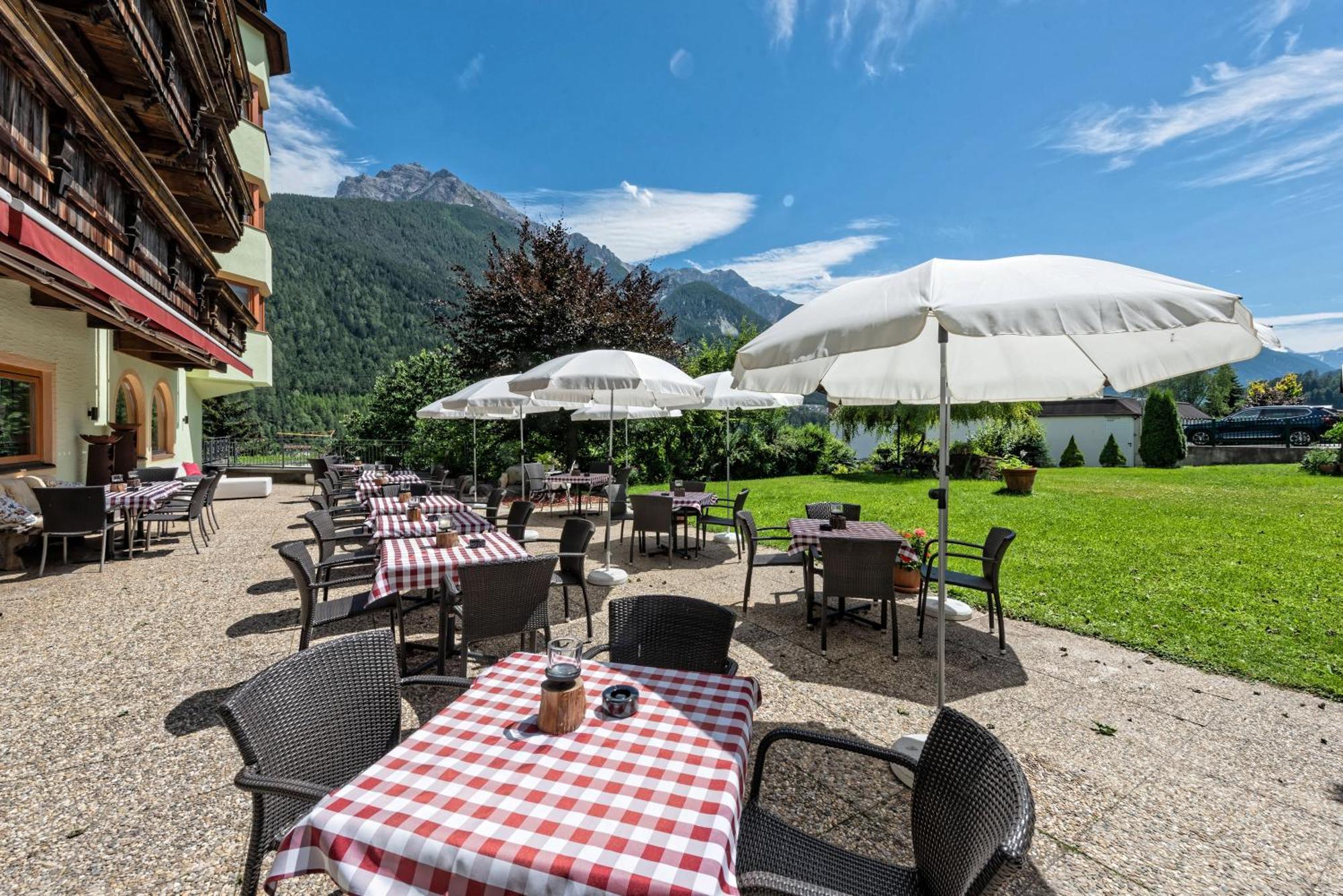 Das Posthaus Stubai&Smart Hotel Fulpmes Exterior photo